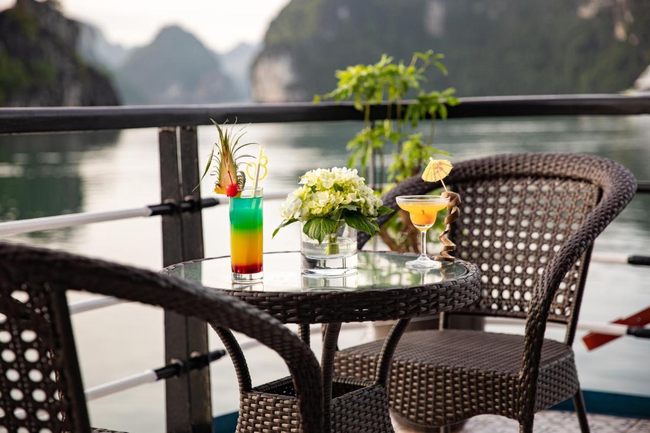 Doris Cruise Hotel Ha Long Exterior foto